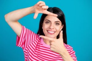 NYC prepless veneers odd-shaped teeth dr michael j wei
